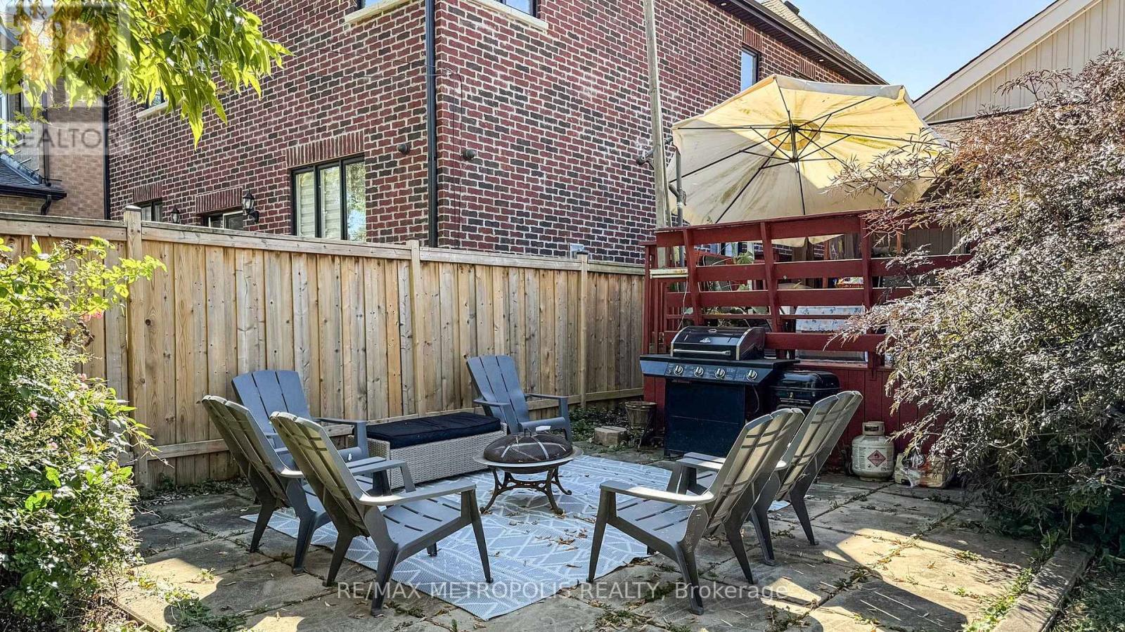 291 KENNEDY ROAD E - 45