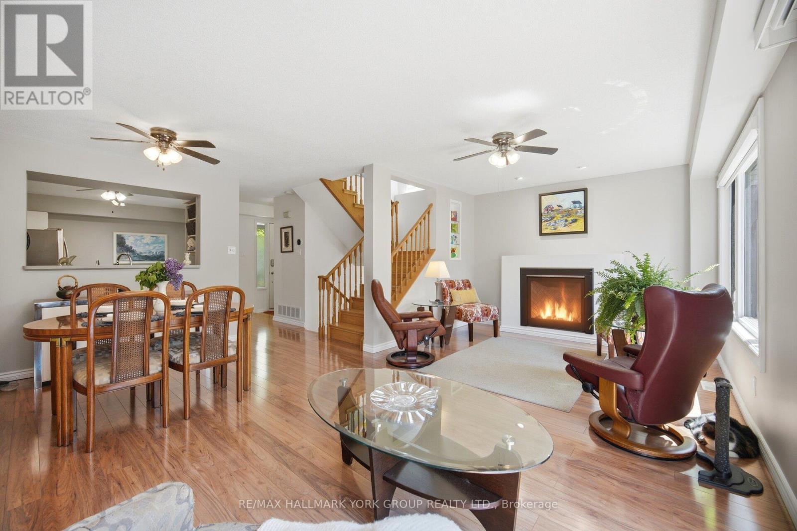 31 PARKETTE DRIVE - 13