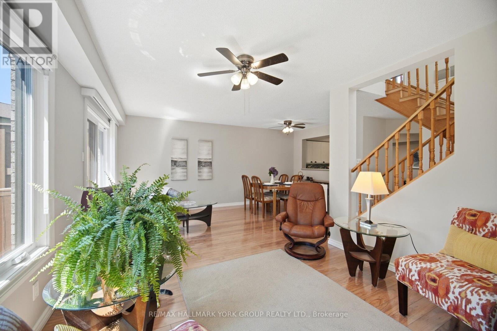31 PARKETTE DRIVE - 17