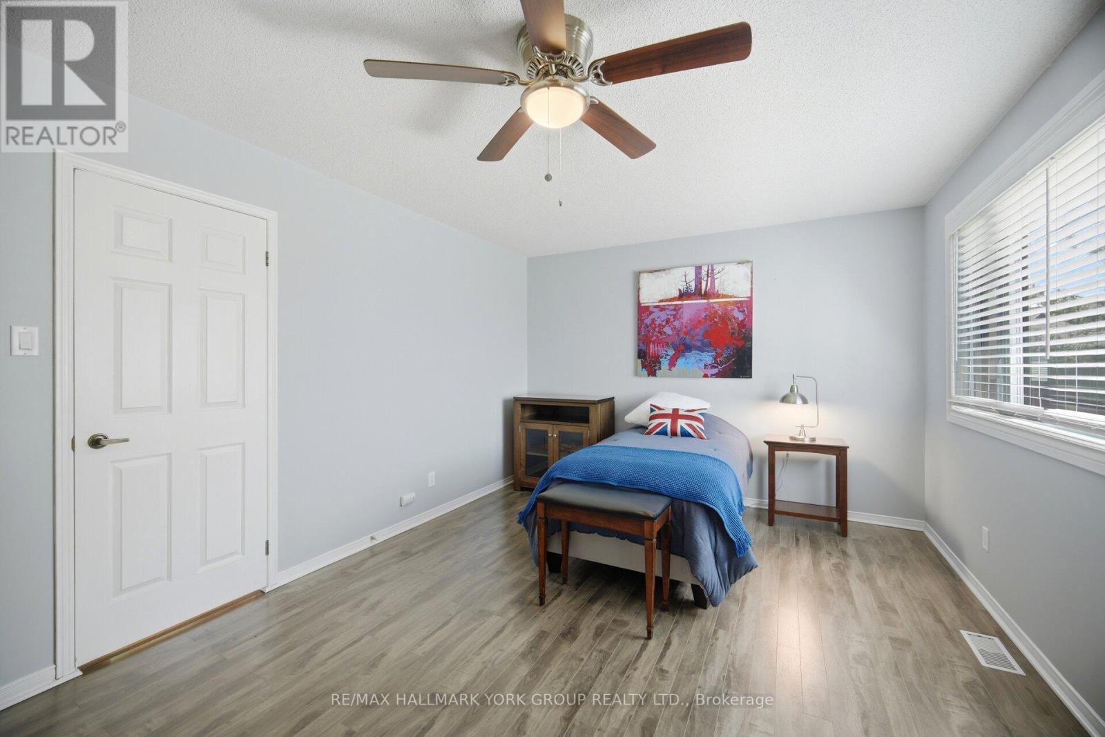 31 PARKETTE DRIVE - 23