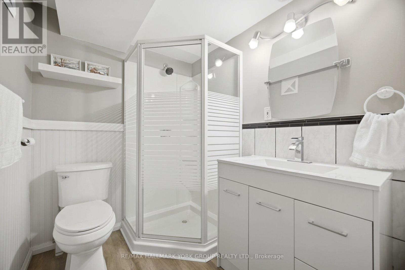 31 PARKETTE DRIVE - 36