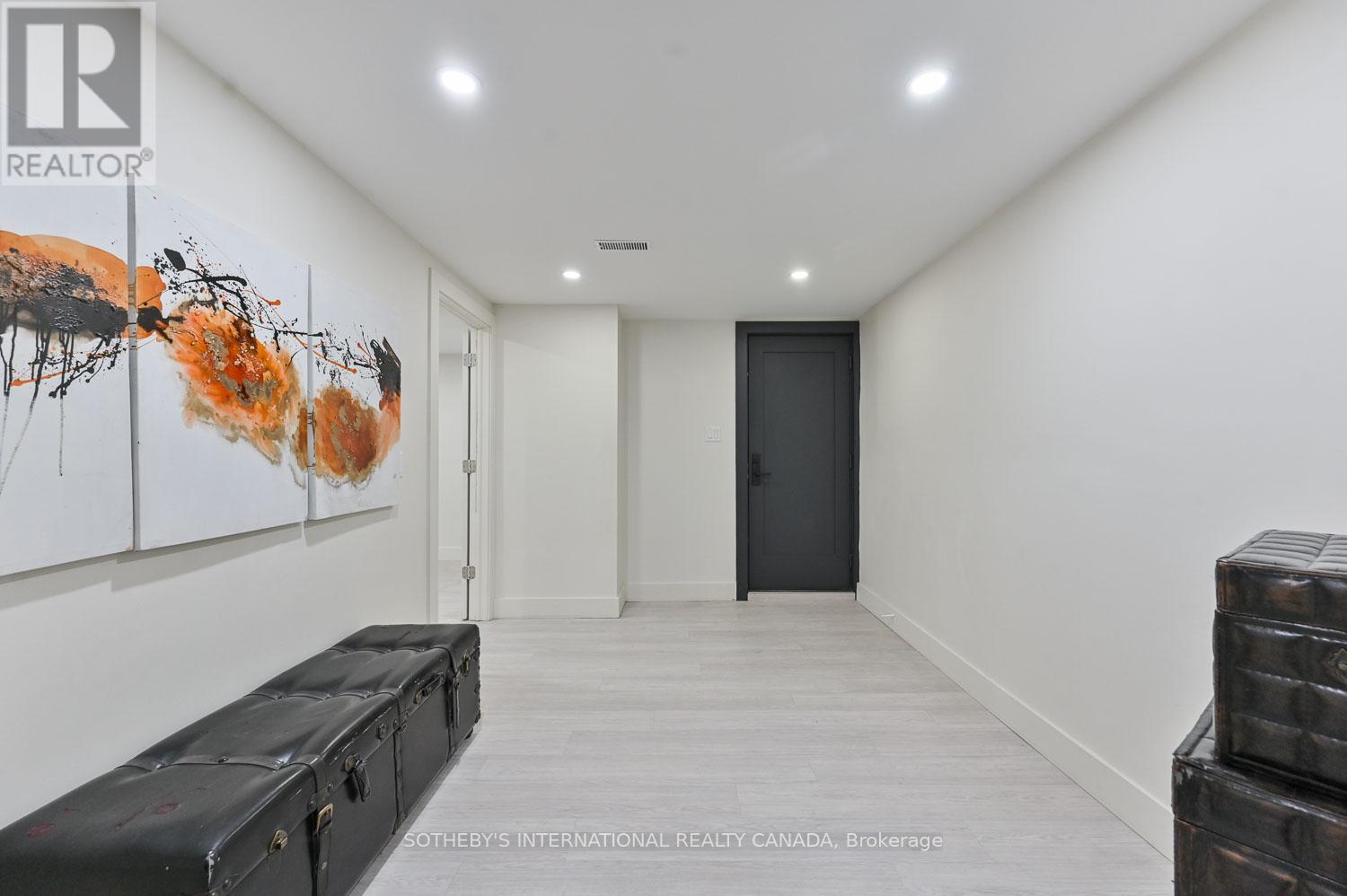 23 HILL FARM ROAD - 28