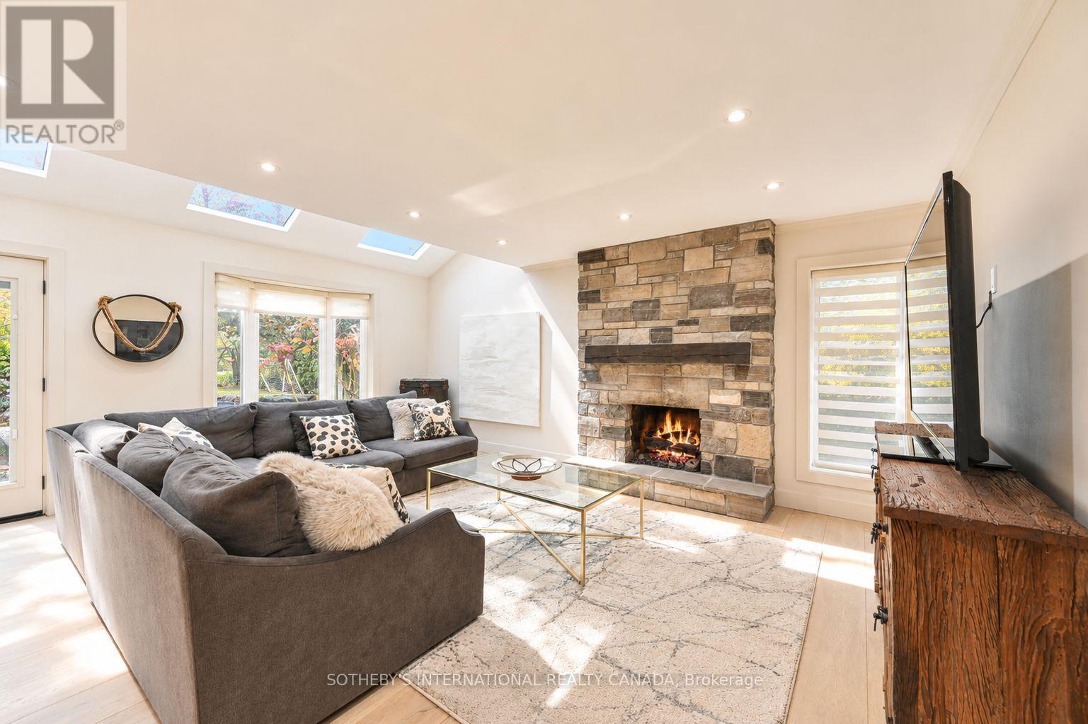 23 HILL FARM ROAD - 7