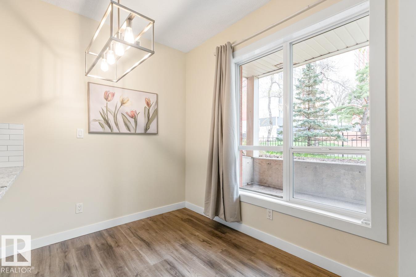 #101 8488 111 ST NW - 14