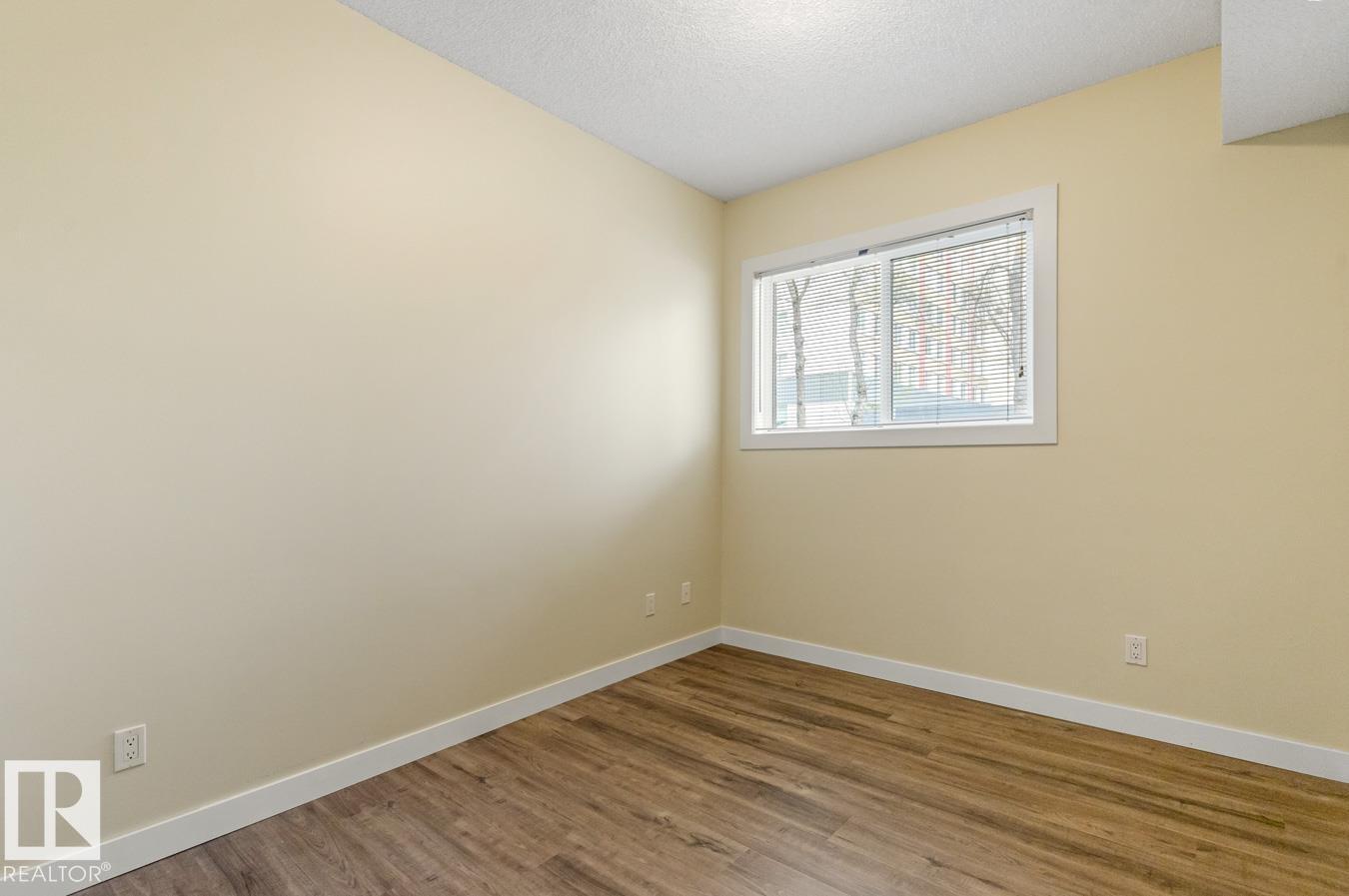 #101 8488 111 ST NW - 20