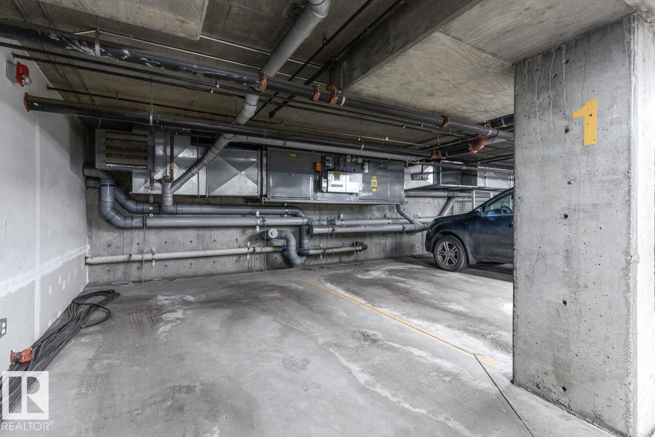 #101 8488 111 ST NW - 28