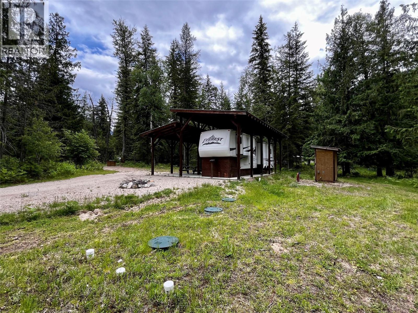 5851 Hwy 6 Highway - 69