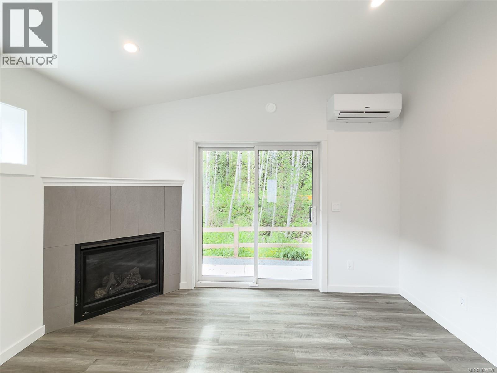 #33 3025 Royston Rd - 7
