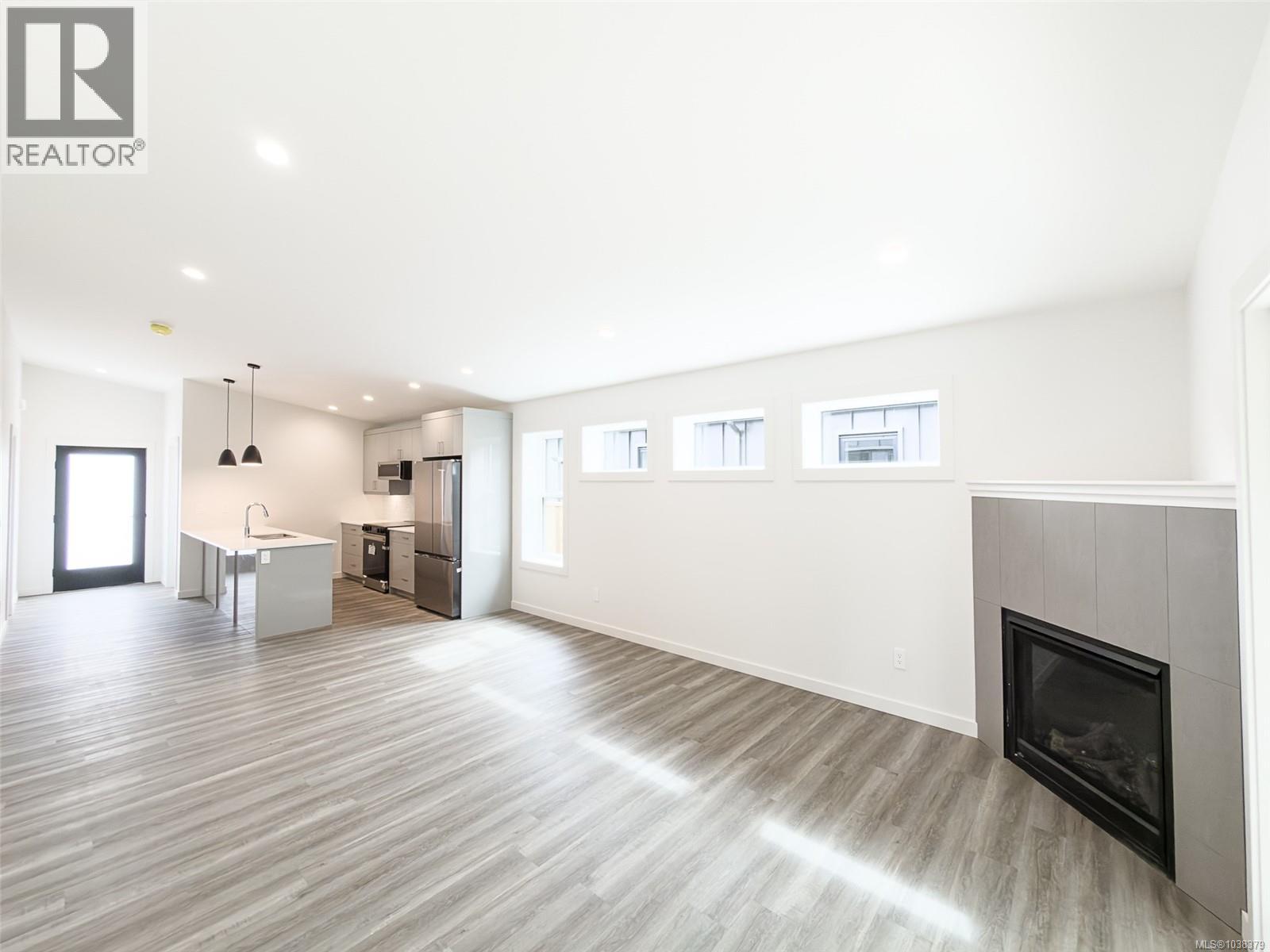 #33 3025 Royston Rd - 8