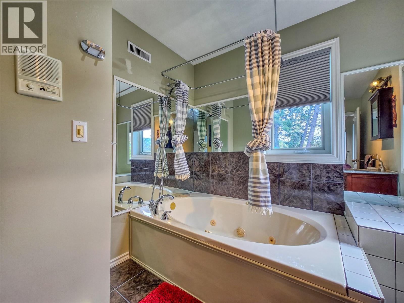 4938 HOT SPRINGS Road - 47