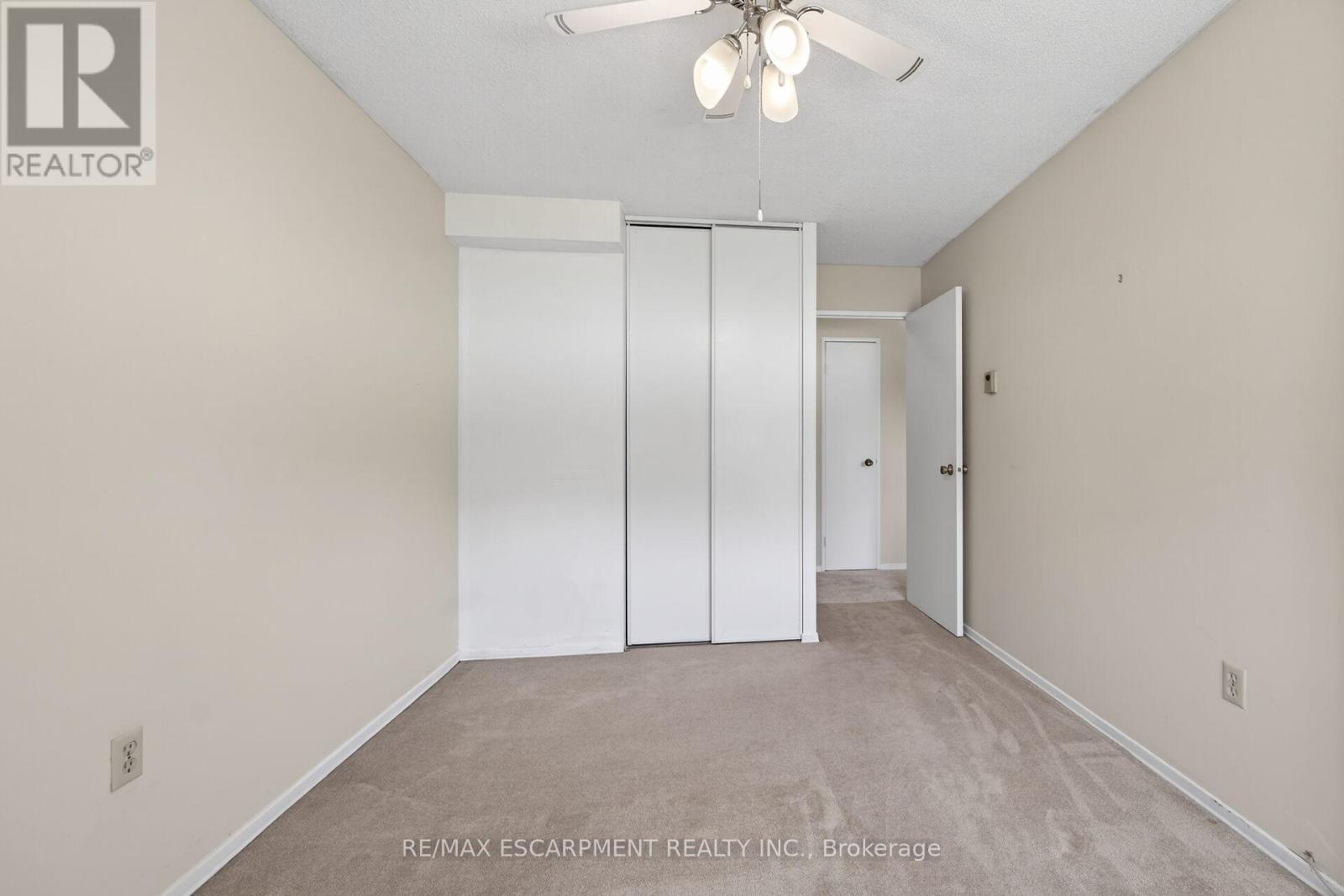 #101 700 DYNES ROAD - 20