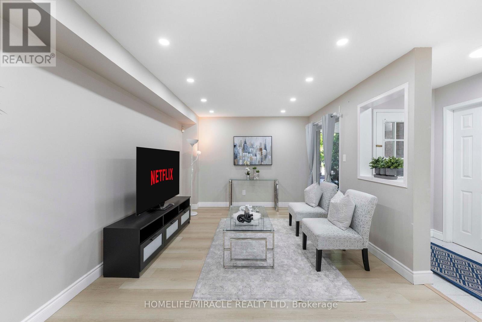#60 5230 GLEN ERIN DRIVE - 12