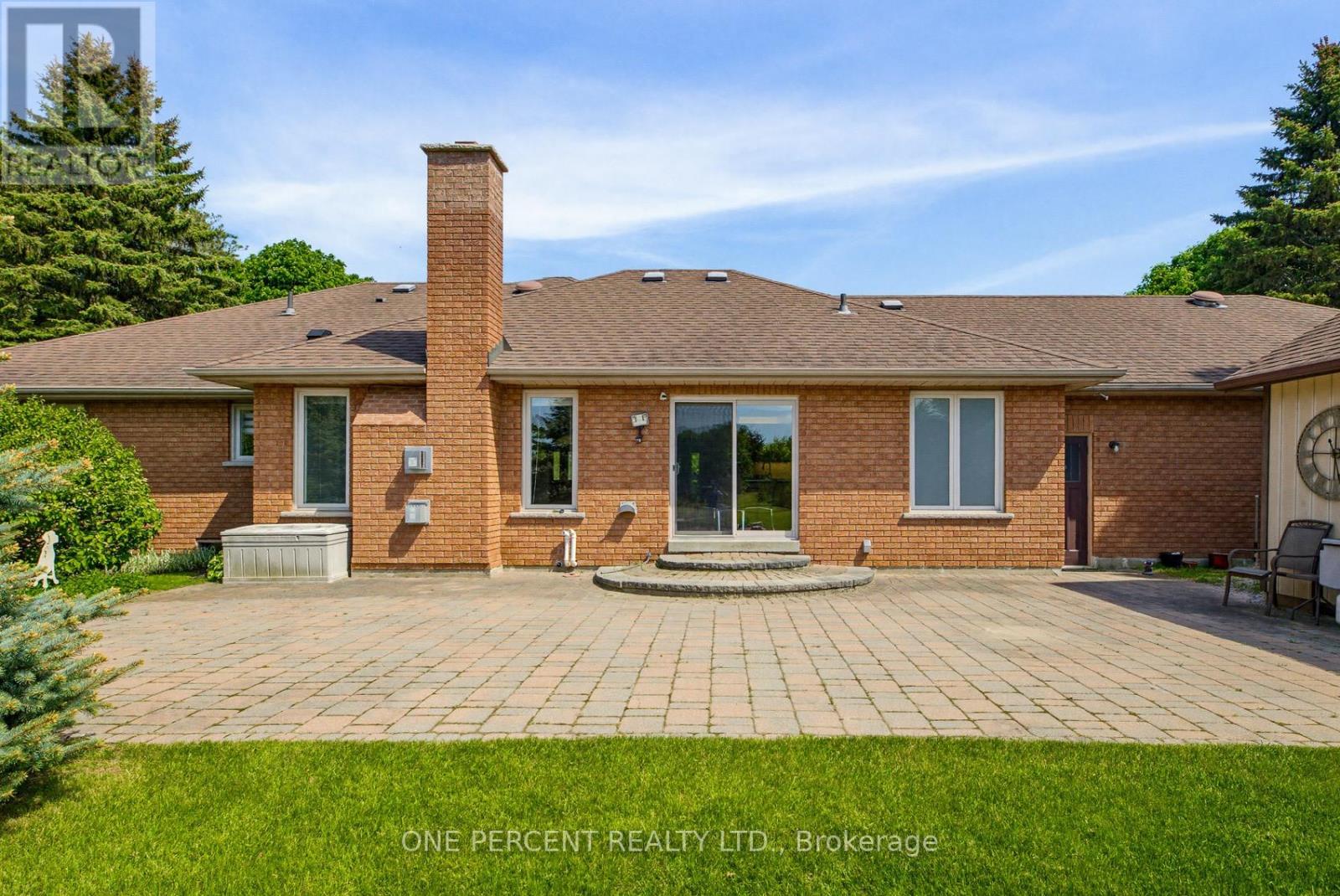 10 CRANSTON DRIVE - 34
