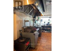 7040 Airport Road, Mississauga, ON L4T2G8 Photo 8