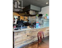 7040 Airport Road, Mississauga, ON L4T2G8 Photo 15