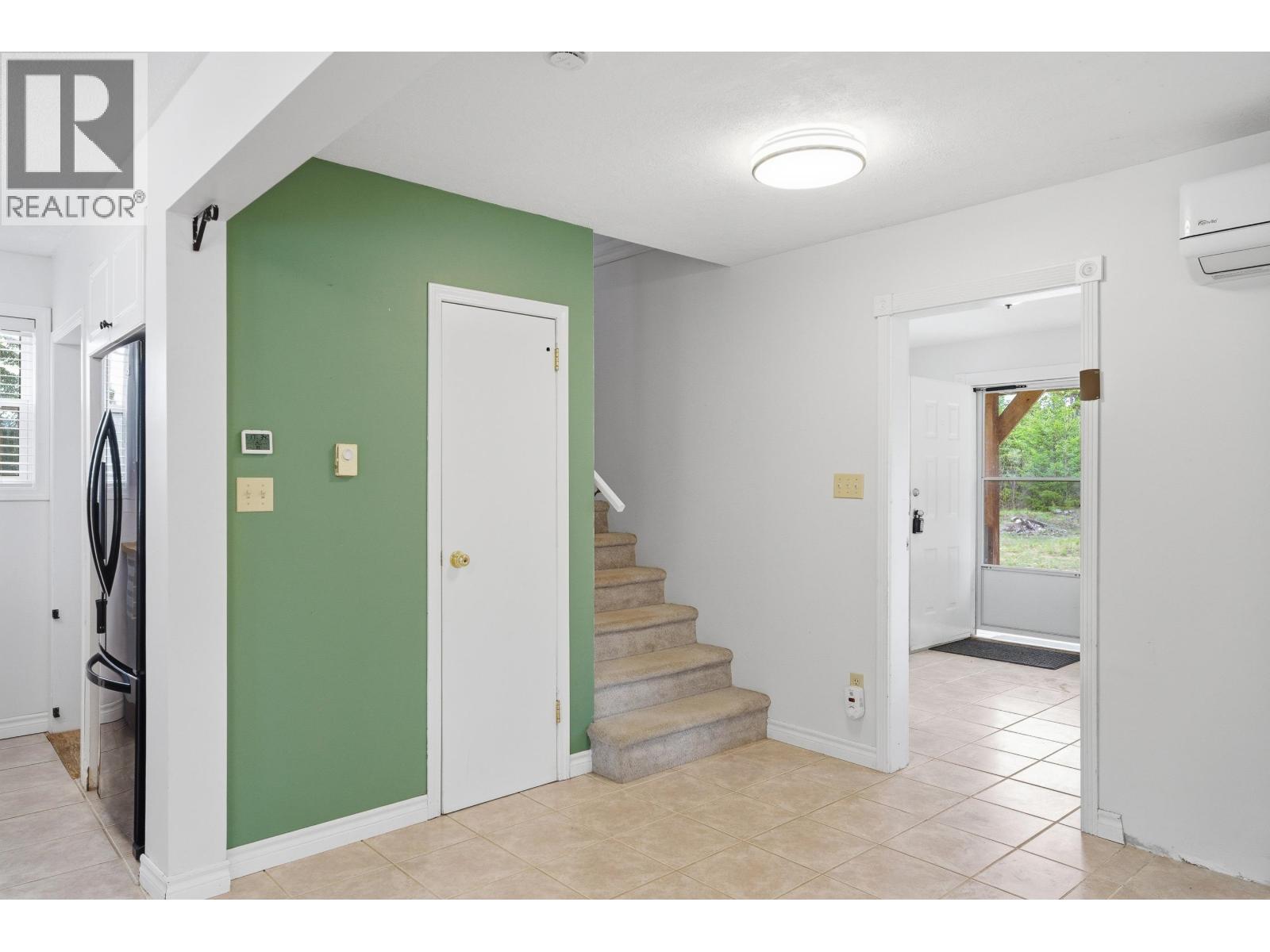 7618 CLEARVIEW ROAD - 6
