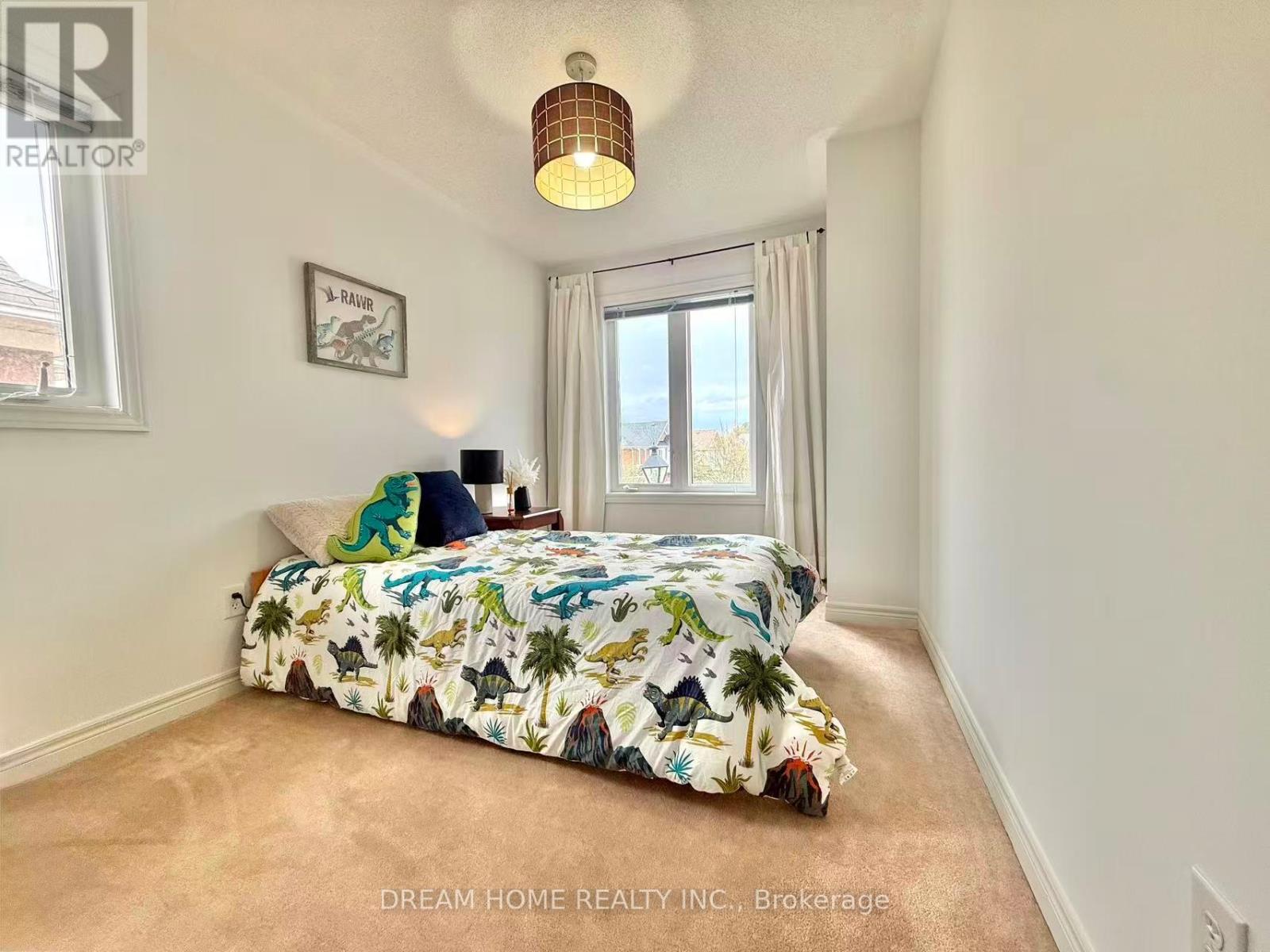 208 TOM TAYLOR CRESCENT - 16
