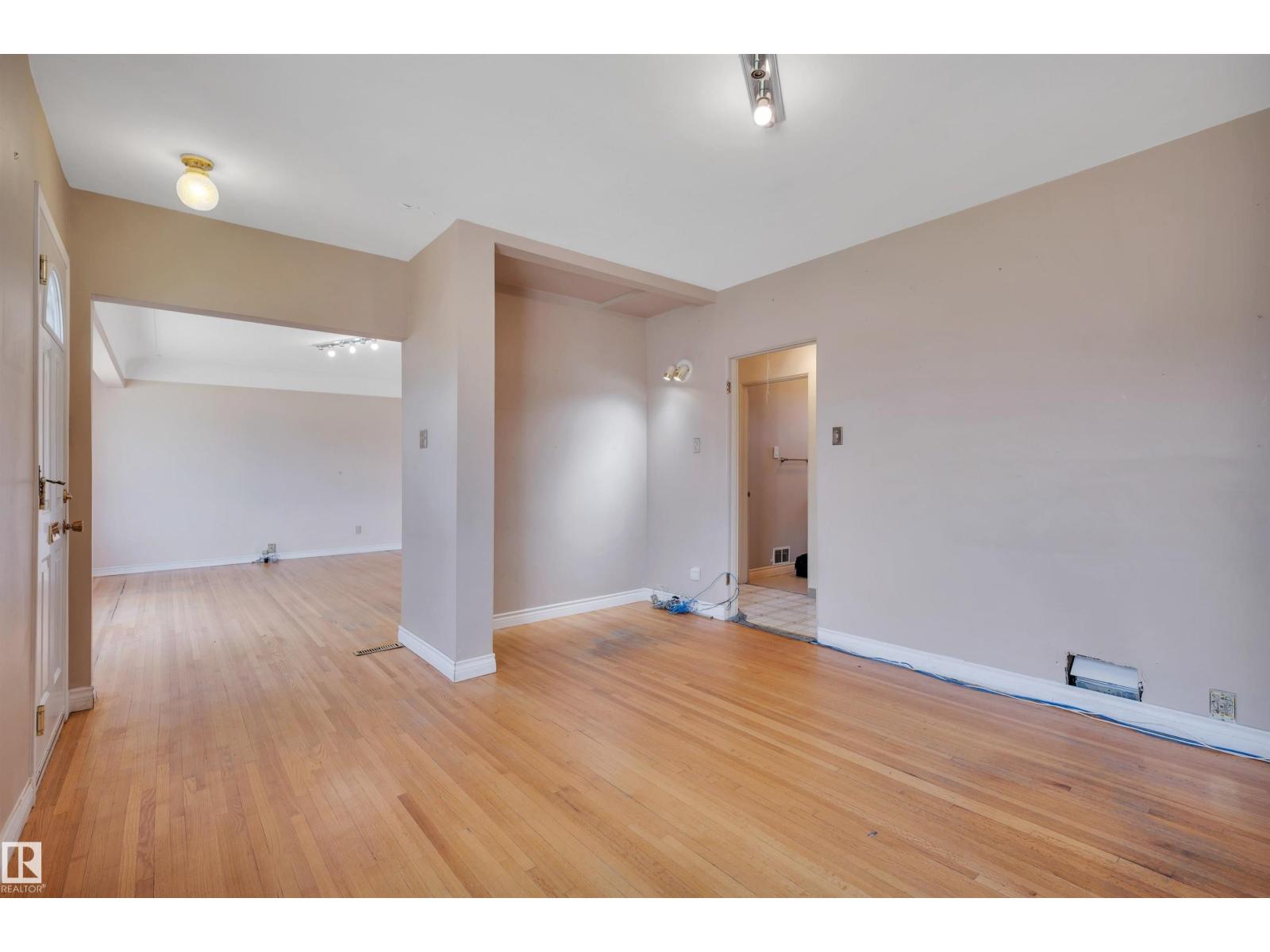 8155 79 AV NW - 8