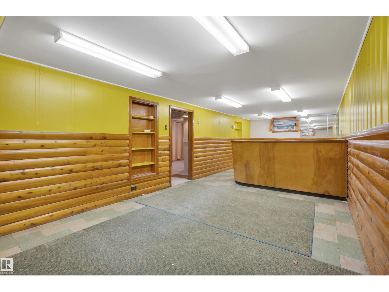 8155 79 AV NW - 21