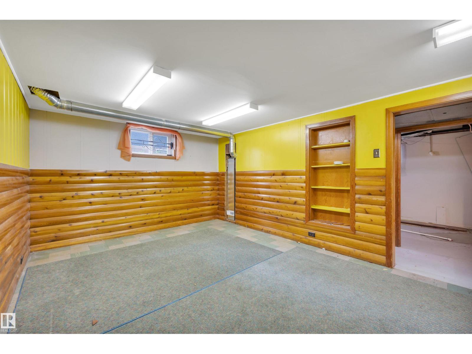8155 79 AV NW - 20
