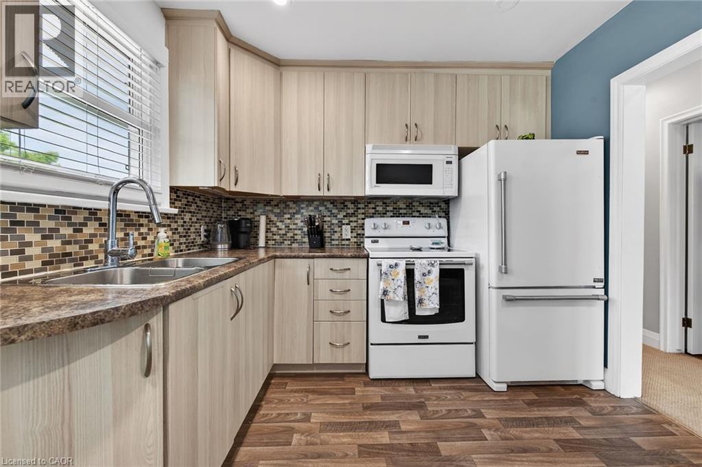 10 FREDERICK Street - 16