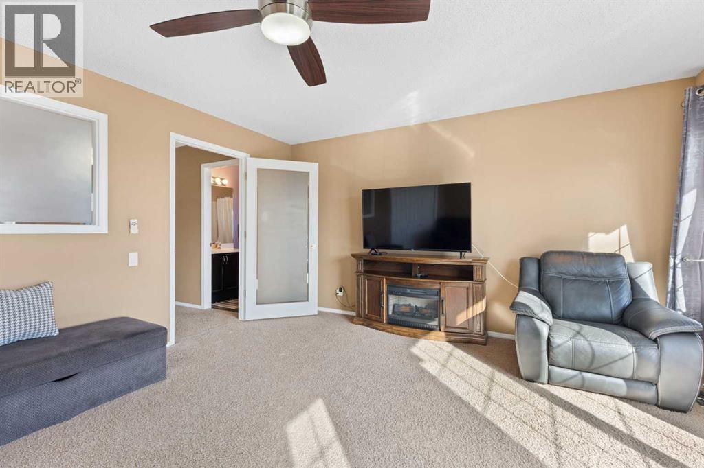 227 Bridlewood Circle SW - 16