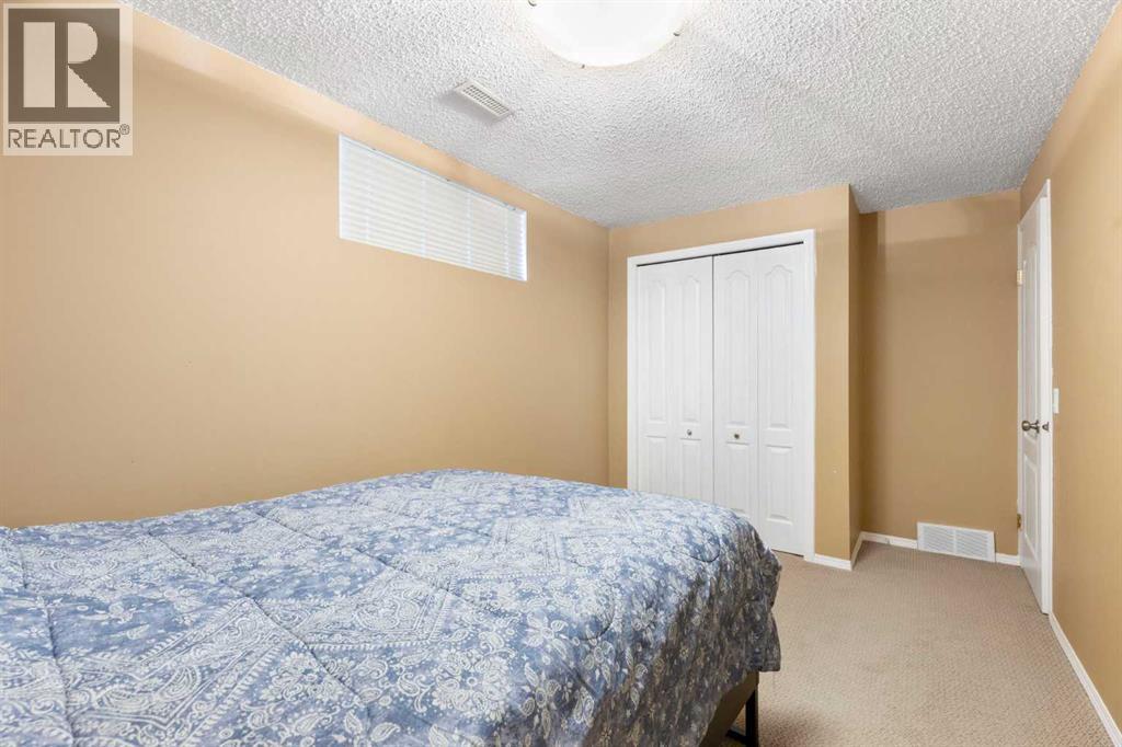 227 Bridlewood Circle SW - 28