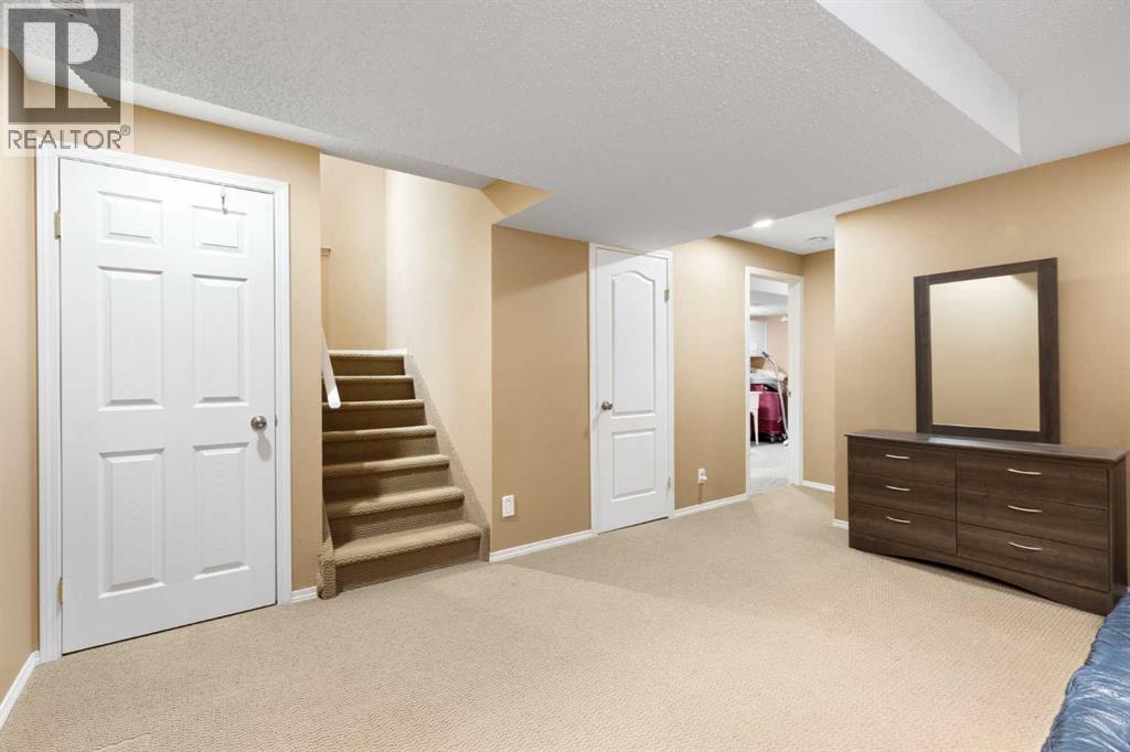 227 Bridlewood Circle SW - 24