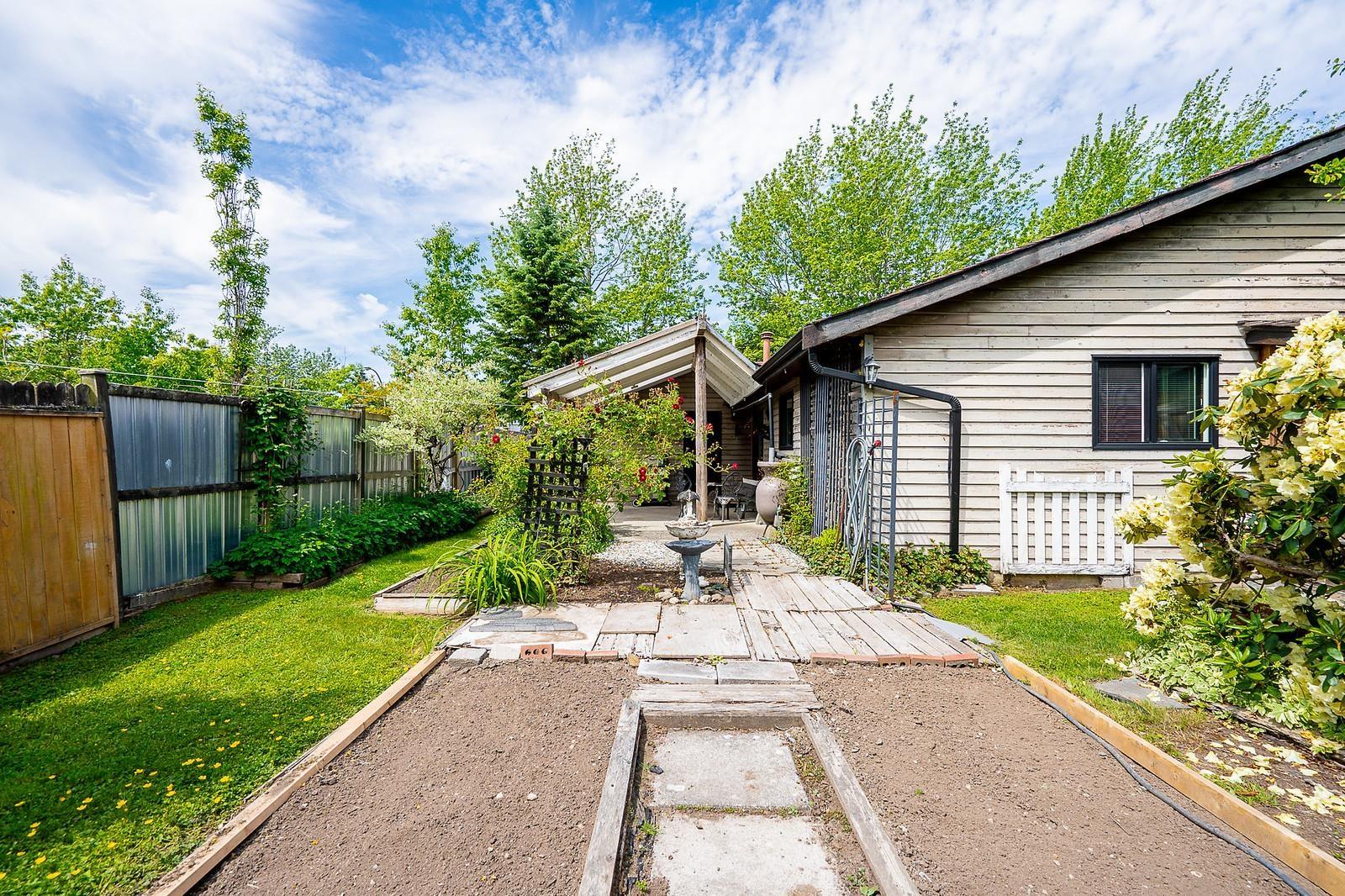 3 Bed, 2 Bath House for Sale in Surrey – 9120 145A STREET, Surrey – MLS# R3128033 - Image 31