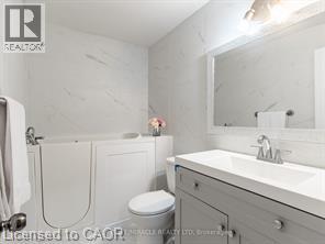 15 SPIERS Crescent - 17