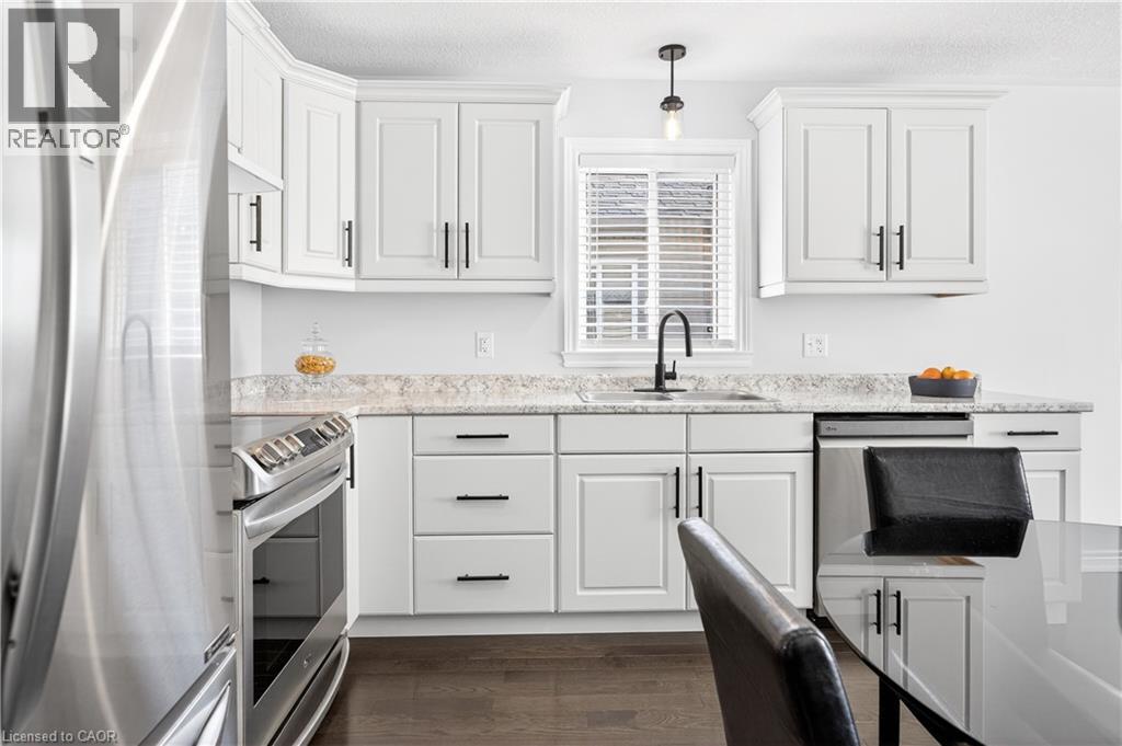20 LINDA Crescent - 11