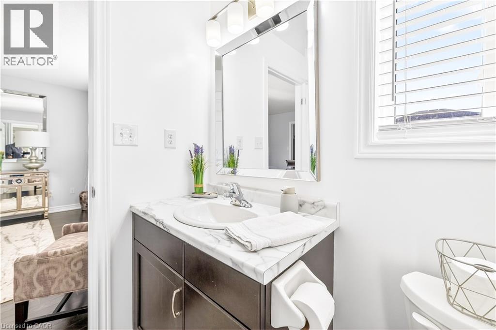 20 LINDA Crescent - 27