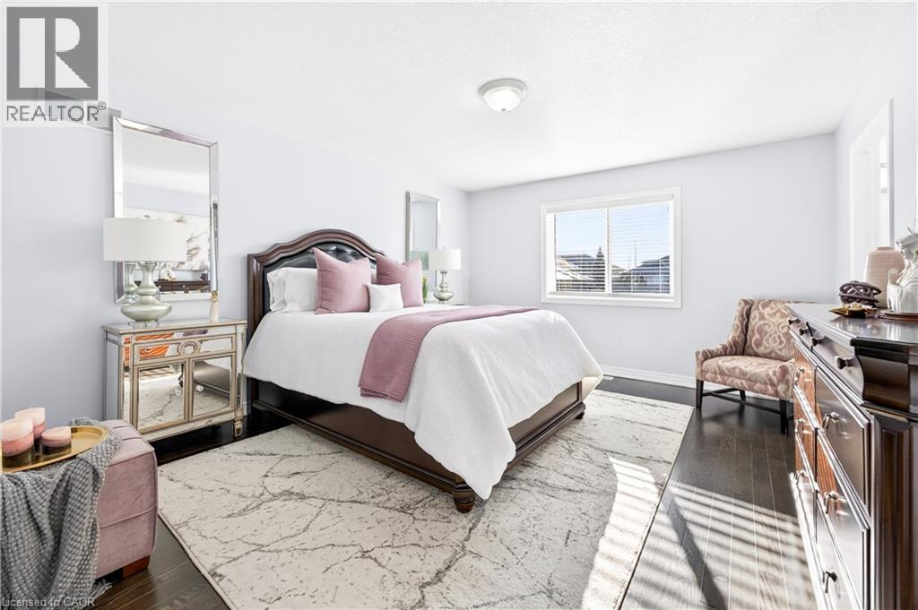 20 LINDA Crescent - 24