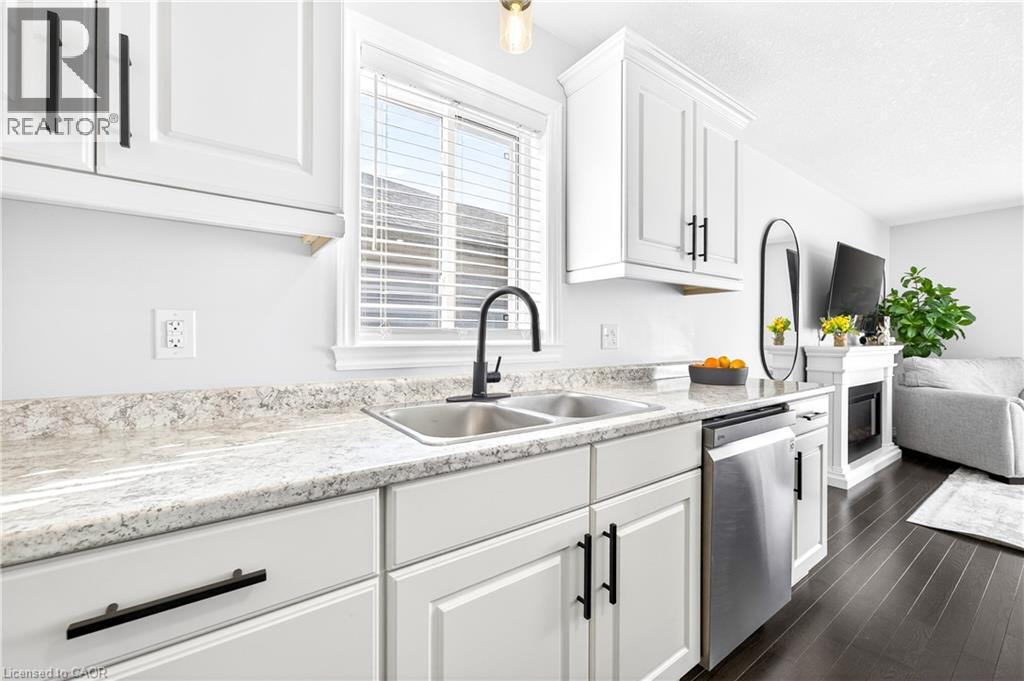 20 LINDA Crescent - 15