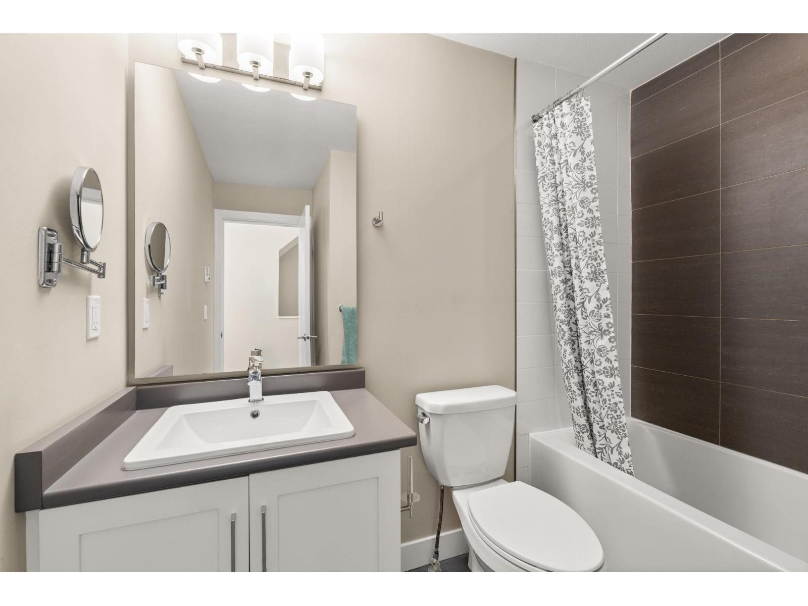 3 Bed, 3 Bath Townhouse for Sale in Surrey – 2 15588 32 AVENUE, Surrey – MLS# R3122592 - Image 23