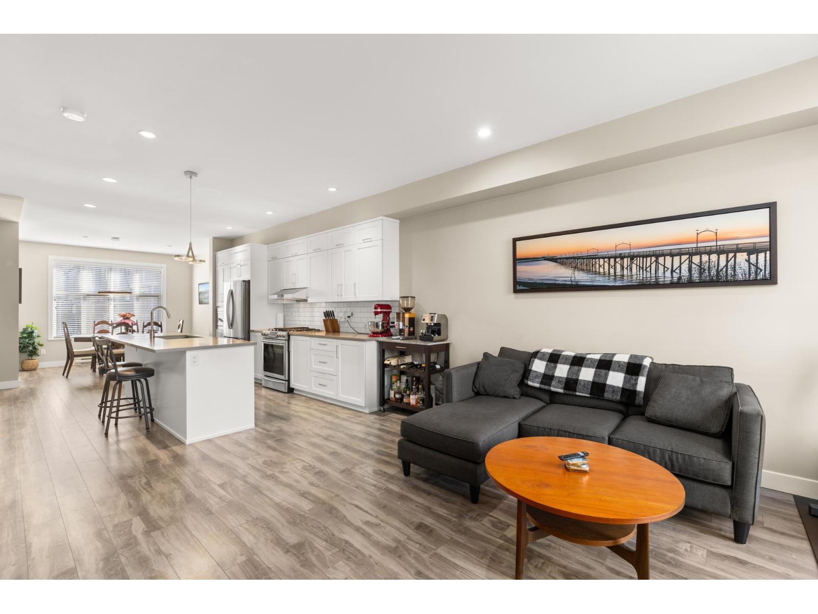 3 Bed, 3 Bath Townhouse for Sale in Surrey – 2 15588 32 AVENUE, Surrey – MLS# R3122592 - Image 15
