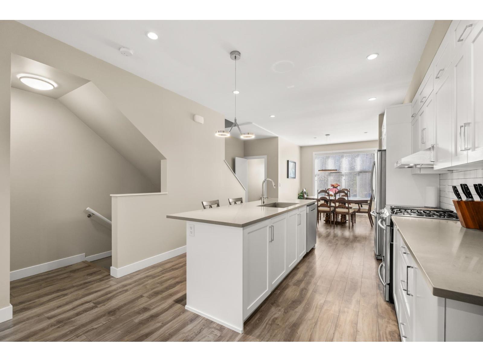 3 Bed, 3 Bath Townhouse for Sale in Surrey – 2 15588 32 AVENUE, Surrey – MLS# R3122592 - Image 12