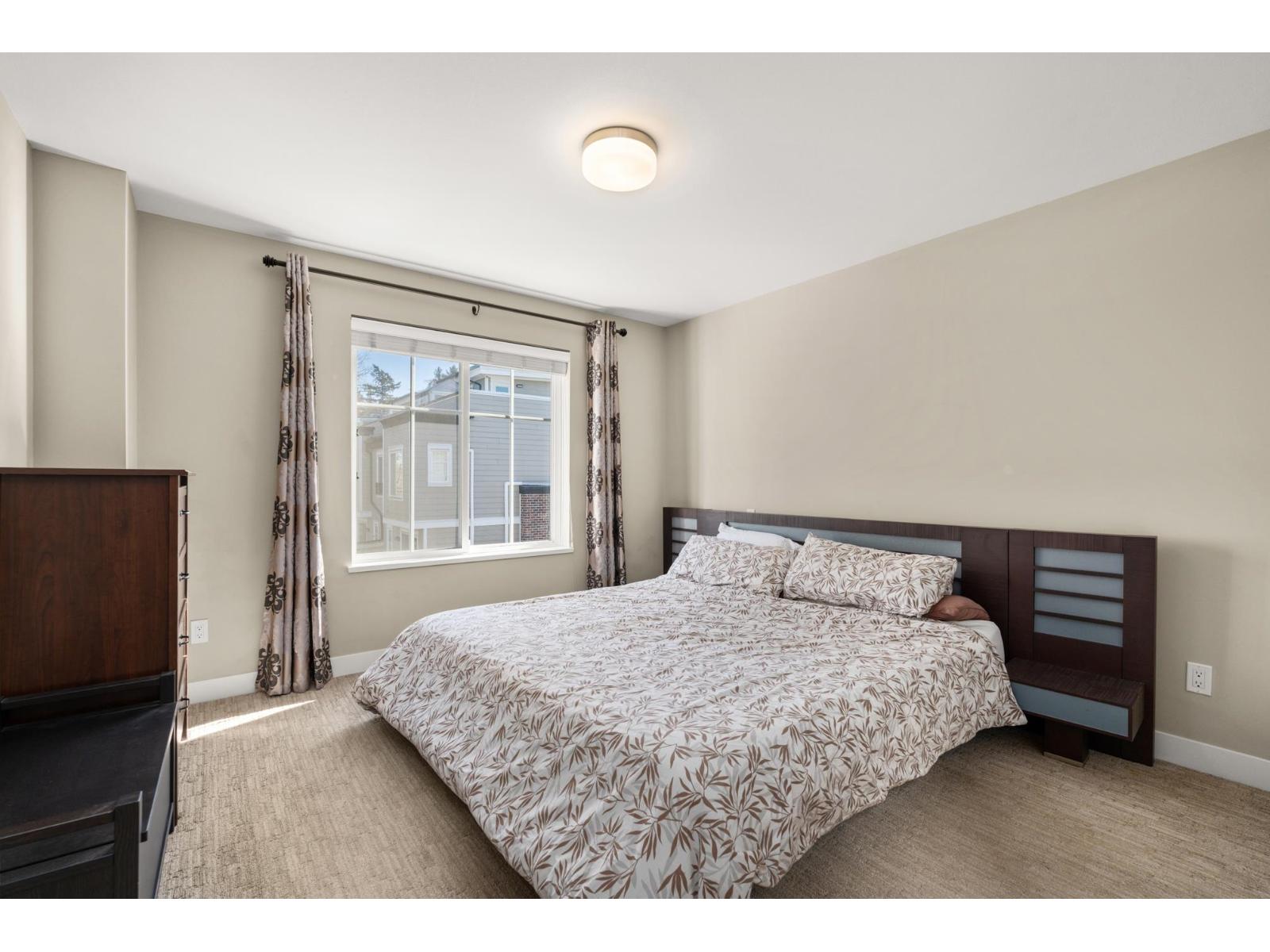 3 Bed, 3 Bath Townhouse for Sale in Surrey – 2 15588 32 AVENUE, Surrey – MLS# R3122592 - Image 32