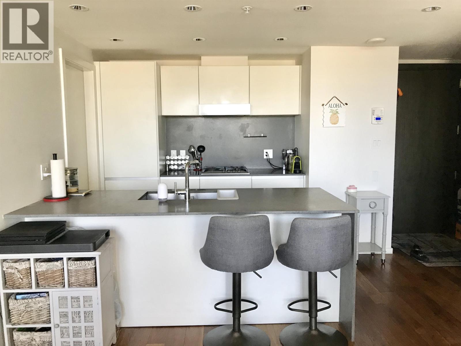 8588 CORNISH Street - photo 2