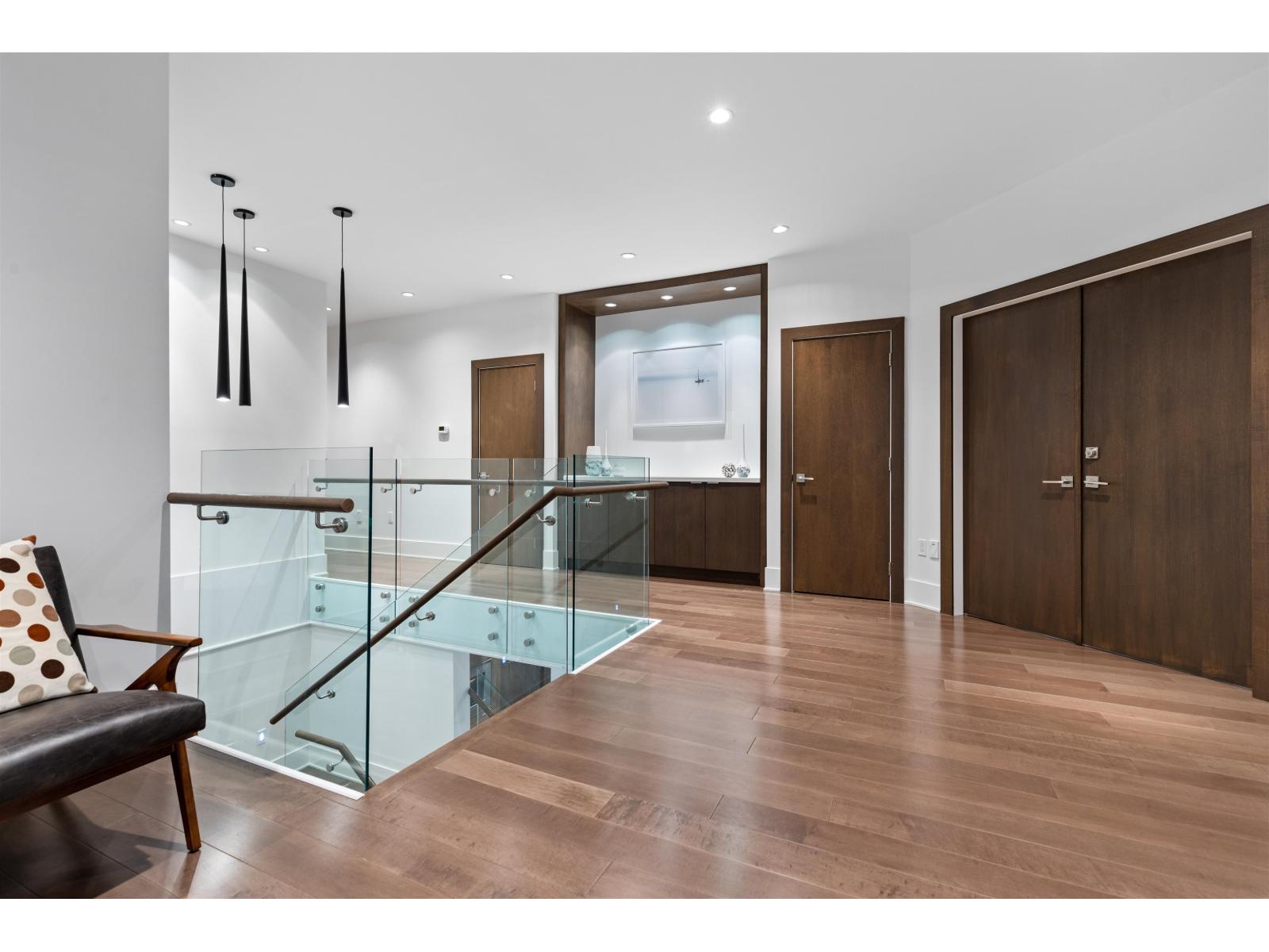 2461 EAGLE MOUNTAIN DRIVE
