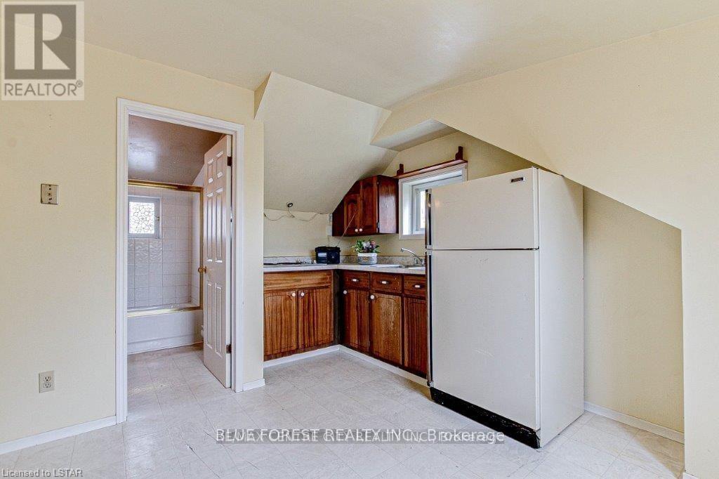 67 ST CATHARINE STREET - 17