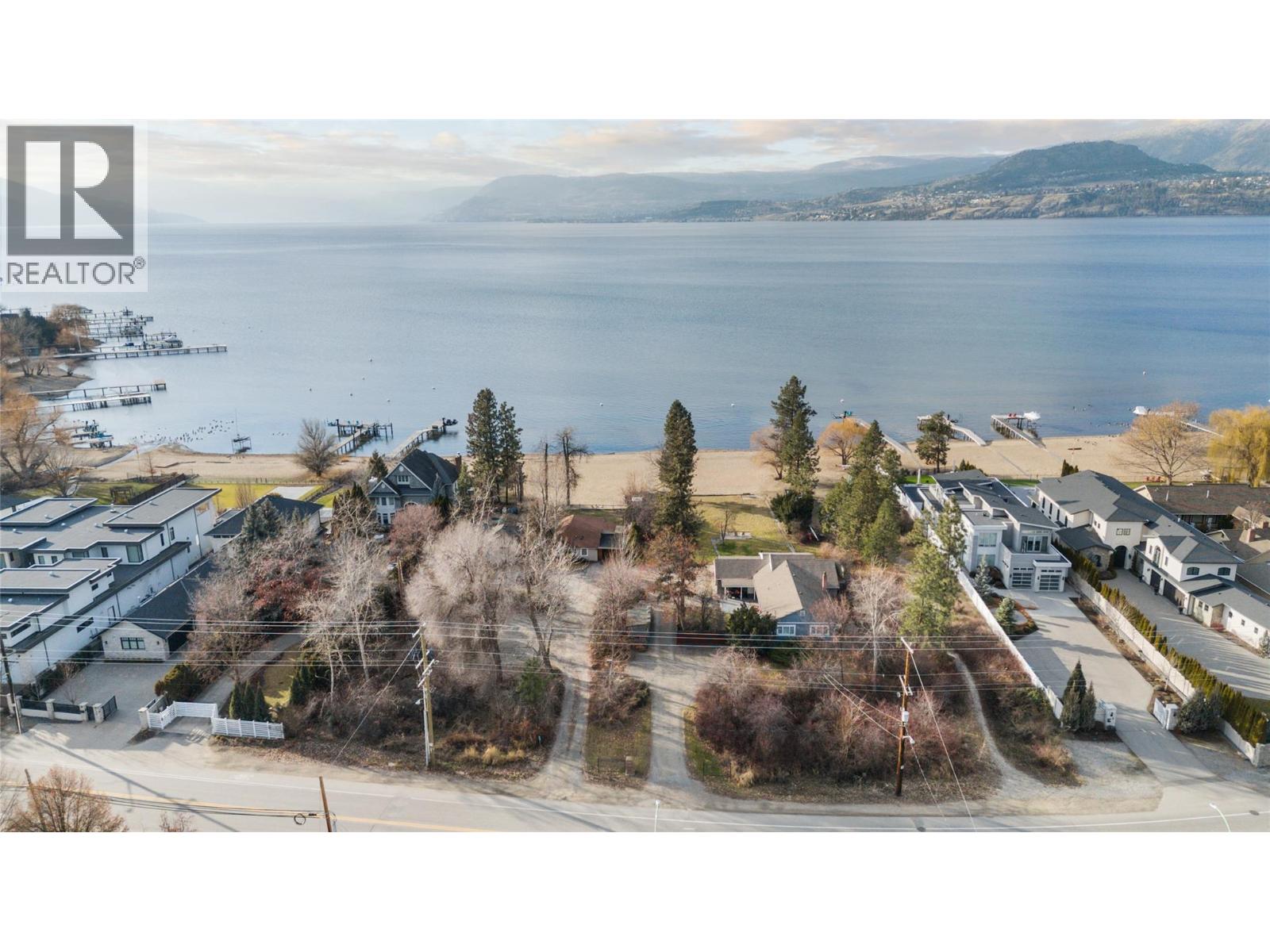 4164 Lakeshore Road - 8