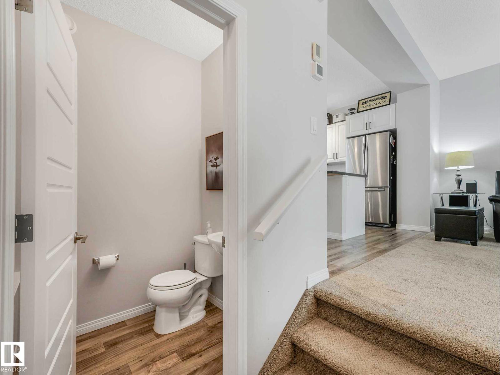 9607 225 ST NW - 16