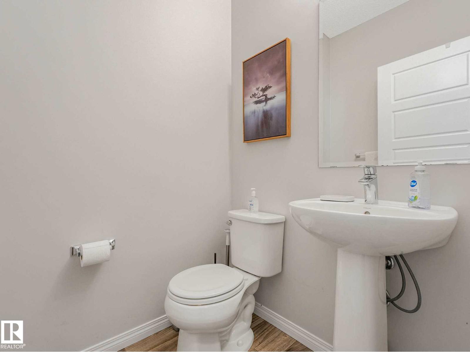 9607 225 ST NW - 17