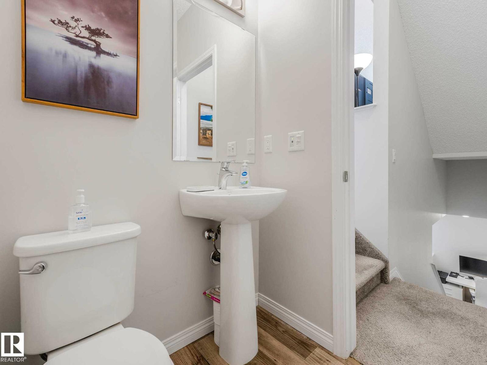 9607 225 ST NW - 18