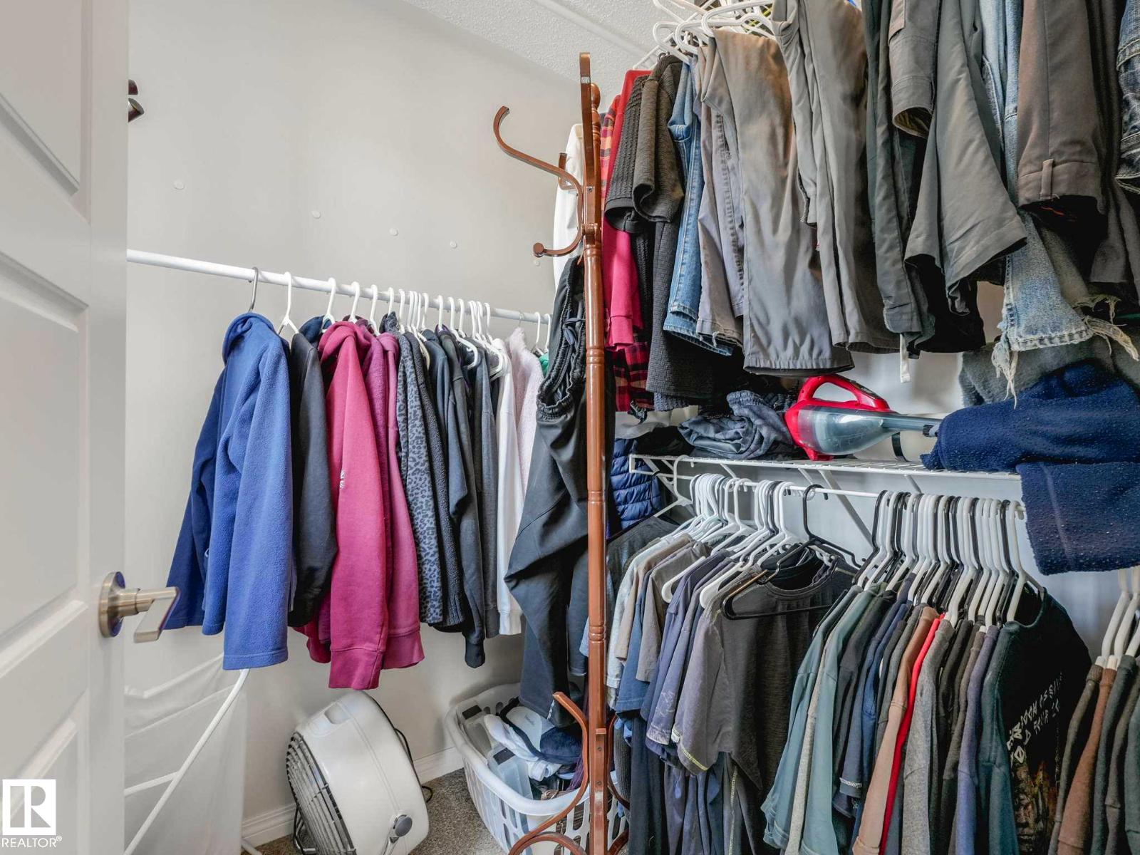 9607 225 ST NW - 25
