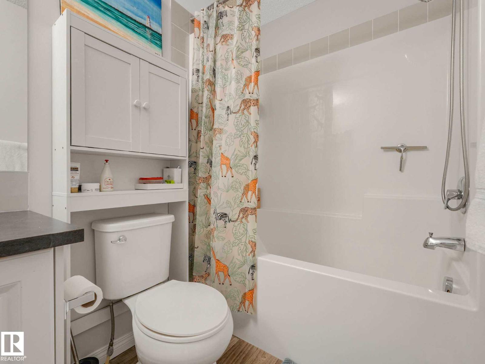 9607 225 ST NW - 27