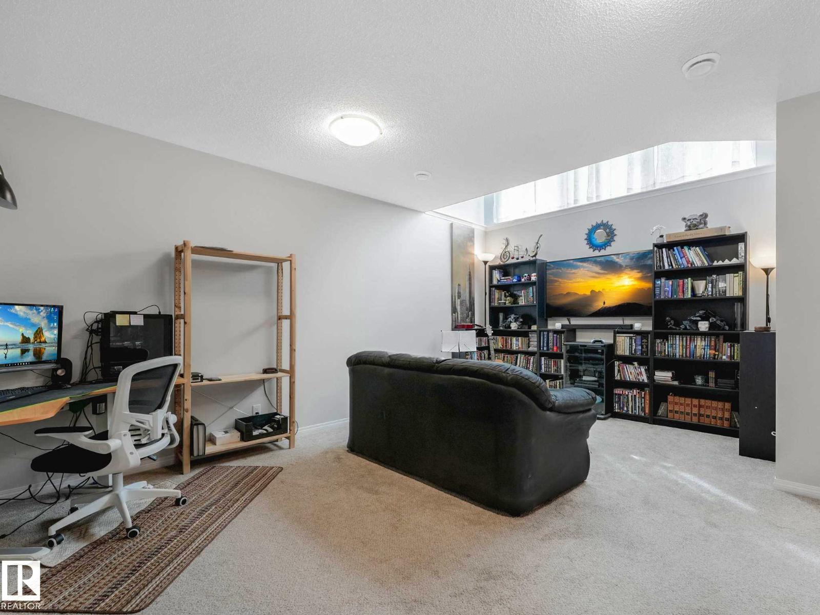 9607 225 ST NW - 38