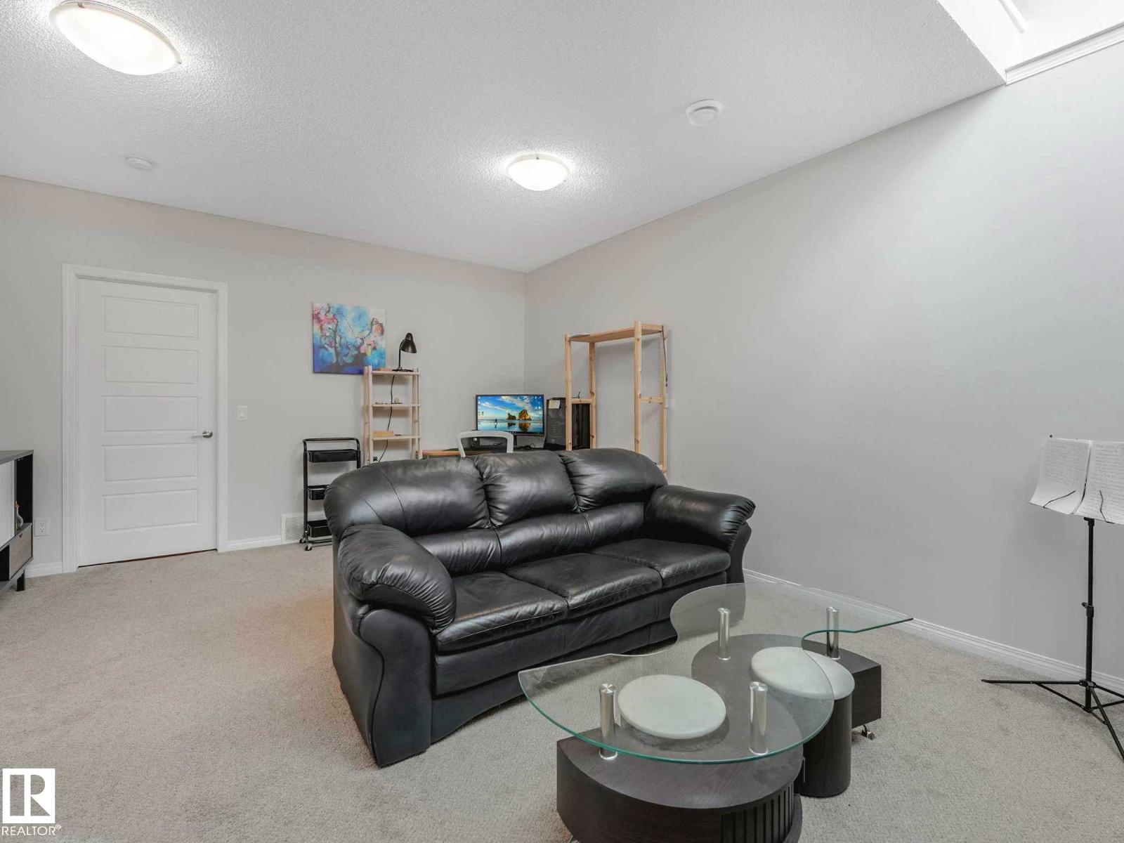 9607 225 ST NW - 41