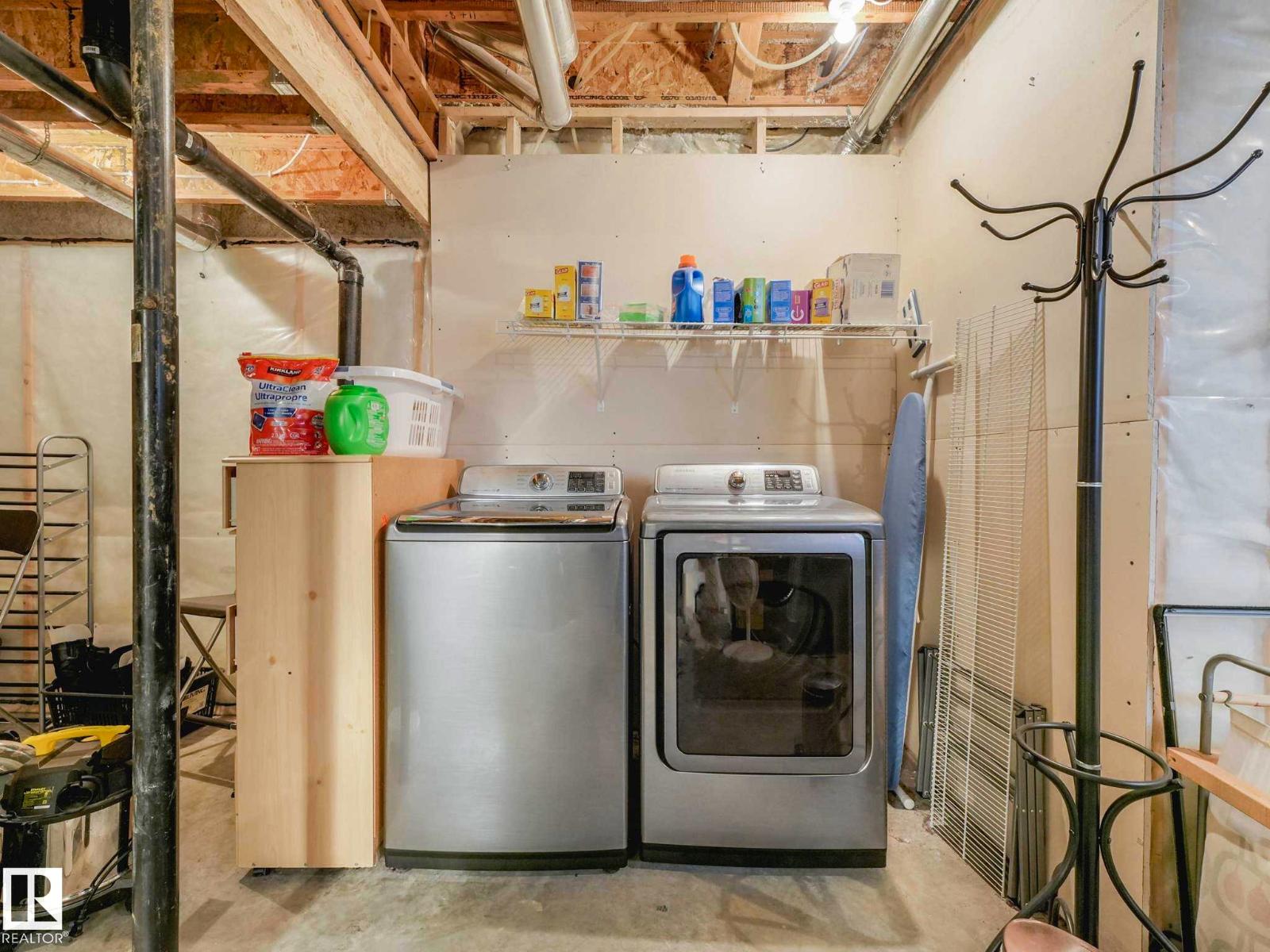 9607 225 ST NW - 43